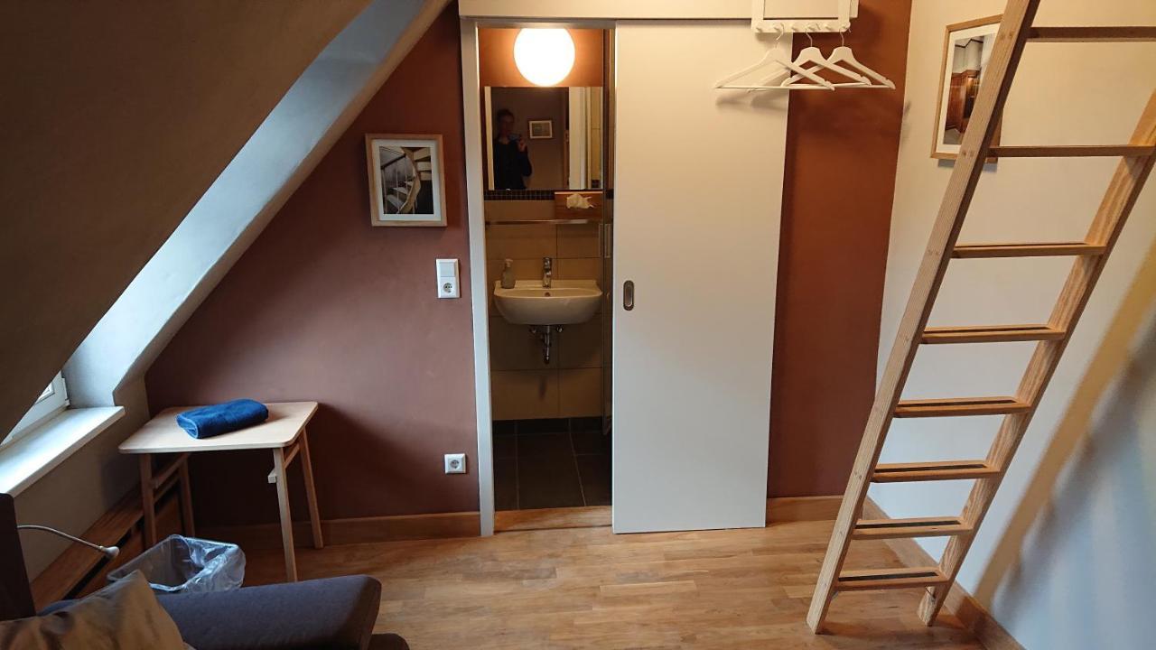 Goethezimmer - Auf Dem Dach Der Notenbank Apartment